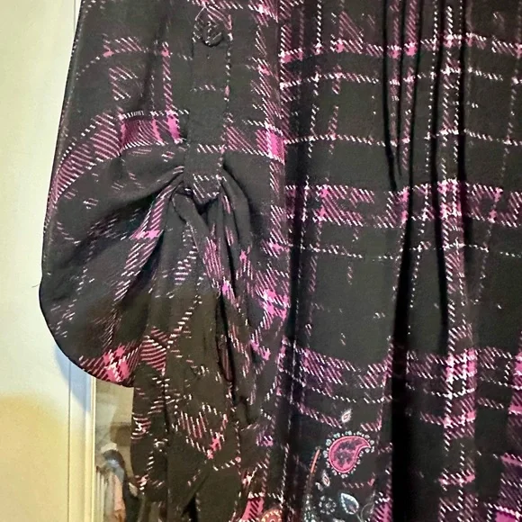 Daniel Rainn DR2 Mixed Media Tunic Top - Picture 7 of 9